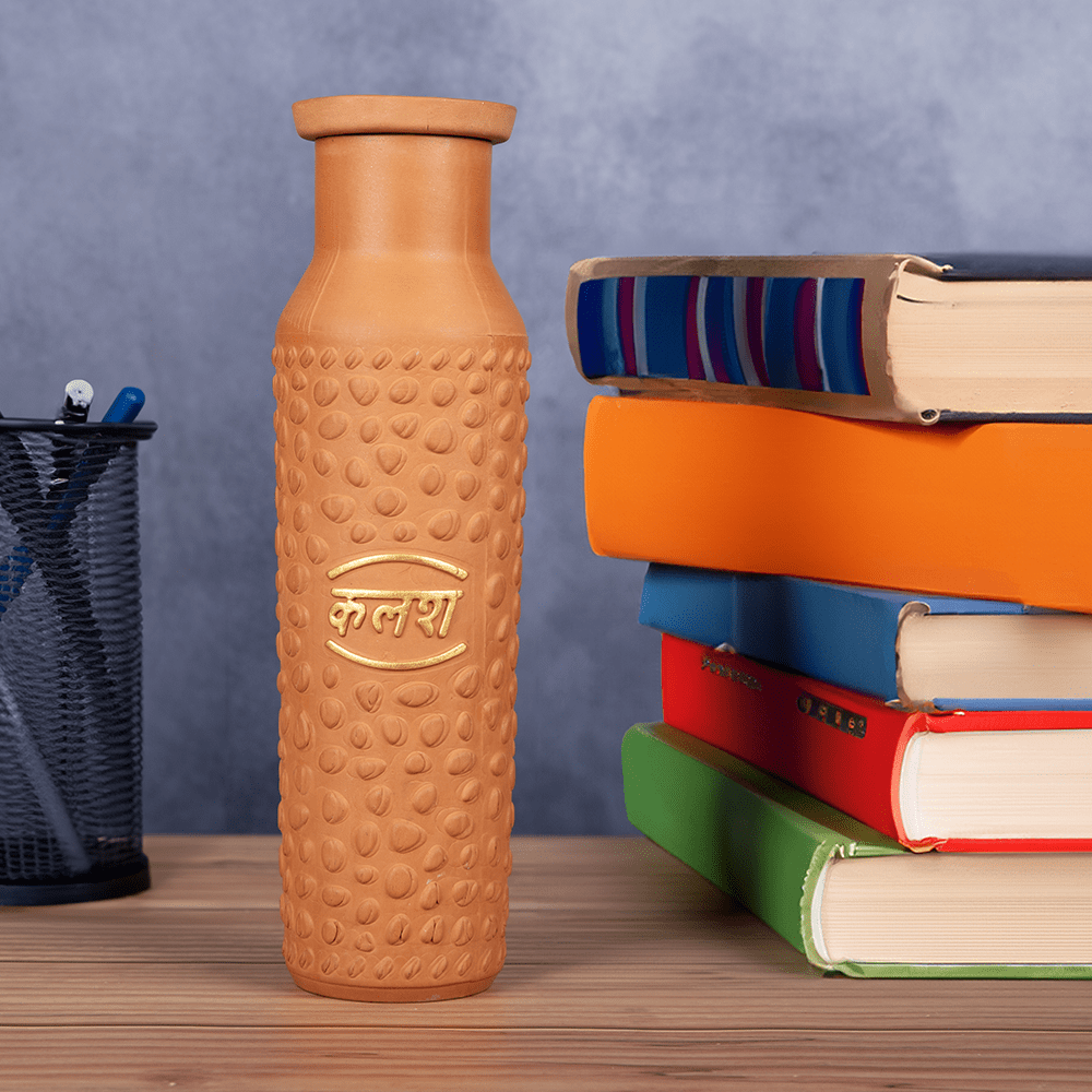 MY KALASH 100% Terracotta (Mitti) Bottle | Travel Friendly, Amazing Desk Bottle | Leak Proof and Keeps Water Cold | Ample 800ml Capacity Water Bottle with Free Jute Bag | Environment Friendly | Pack of 1 - Kalash